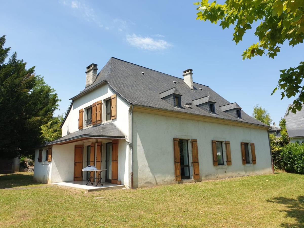 La bergerie, maison spacieuse avec grand jardin, vue sur les Pyrénées Lourdes Exterior foto